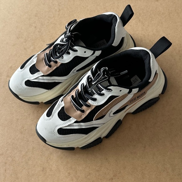 Steve Madden Black and White Chunky Sneakers - Picture 1 of 7